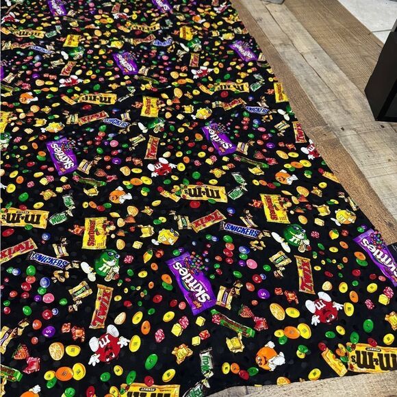 M&M Mars Snickers Skittles Candy Chocolate Silk Scarf Novelty Print 34”x34” Vtg - Picture 4 of 13